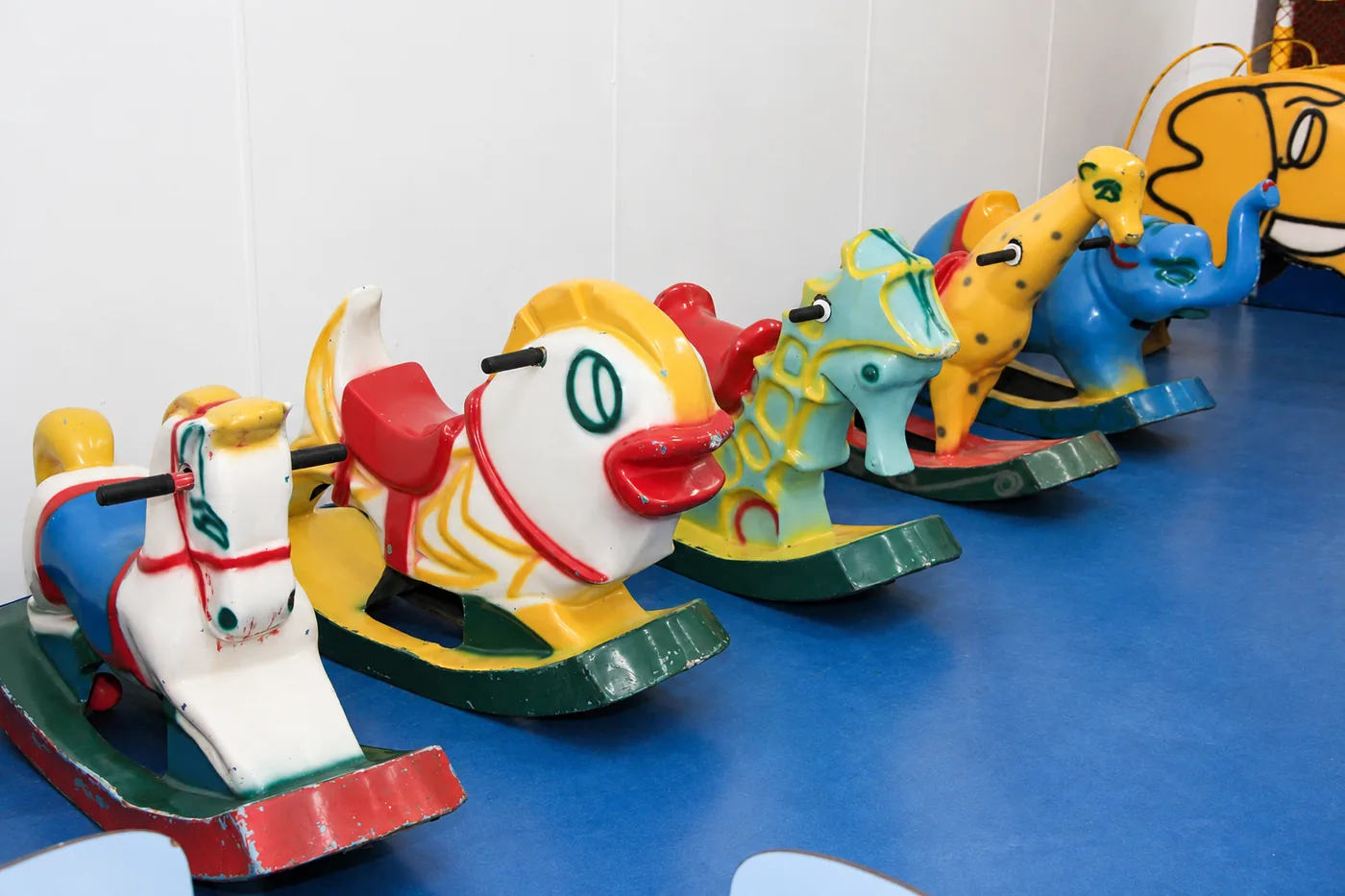 Brinquedos da área de Educação Infantil