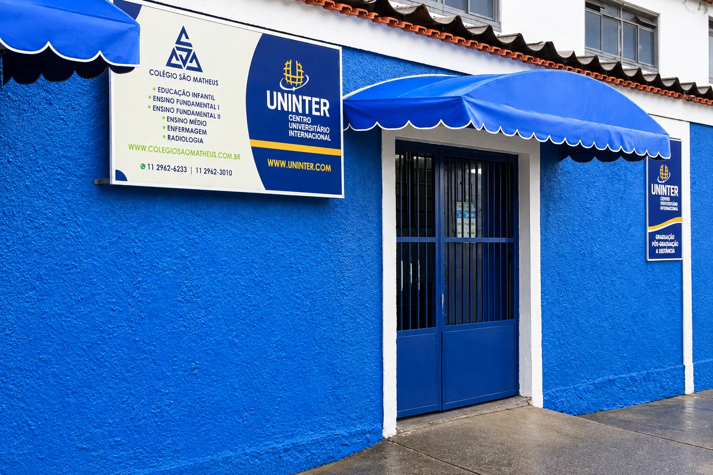 Entrada do polo presencial UNINTER